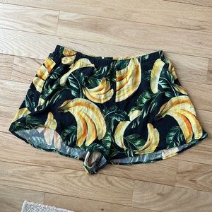 Show Me Your Mumu Shorts Size L